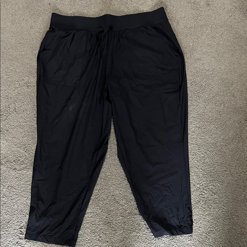 Women 1X  Dri-Fit Nike Black Track Pants